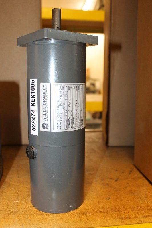 Servomotoren van de serie AB 1326DS-K3E-FL Torque Plus voor de AC-servomotor 1391-DES