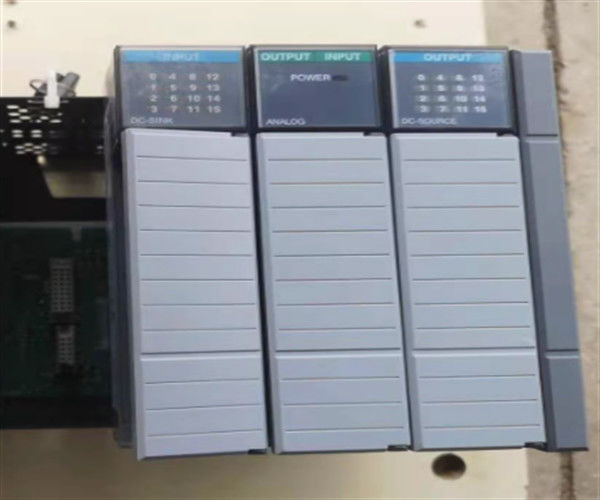 Allen-Bradley 1746-P2 SLC 500 Rack Mount Stroomvoorziening 120/240V AC, 5A
